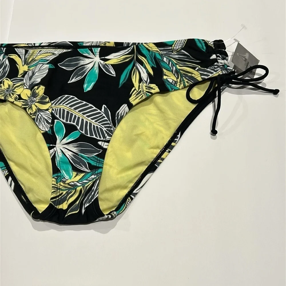 Bikini Swim bundle of 3 pairs bottoms size XL new